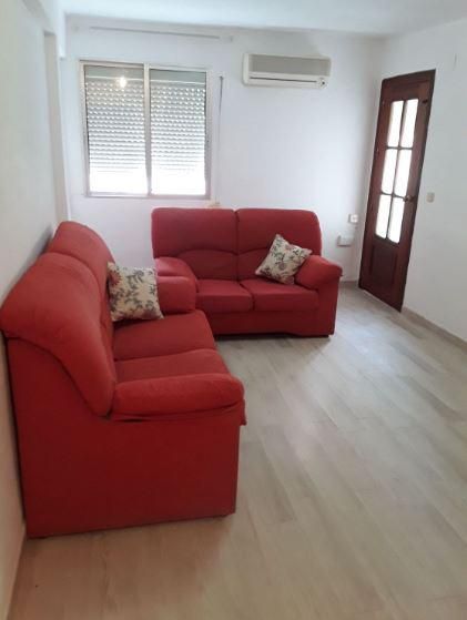 Sala d'estar de Pis de lloguer en  Sevilla Capital amb Aire condicionat i Moblat