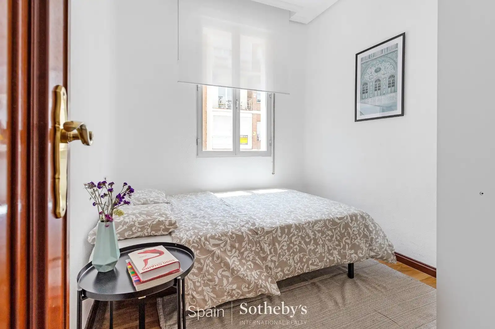 Bedroom of Apartments for sale in Madrid  with Air Conditioner and Heating