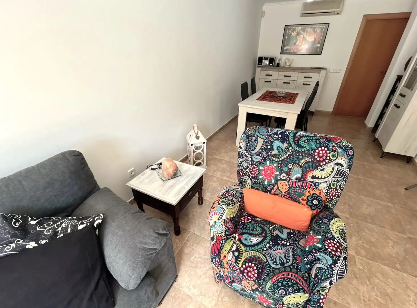 Sala de estar de Planta baja en venta en Castell d'Aro, Platja d'Aro i s'Agaró con Aire acondicionado, Jardín privado y Terraza