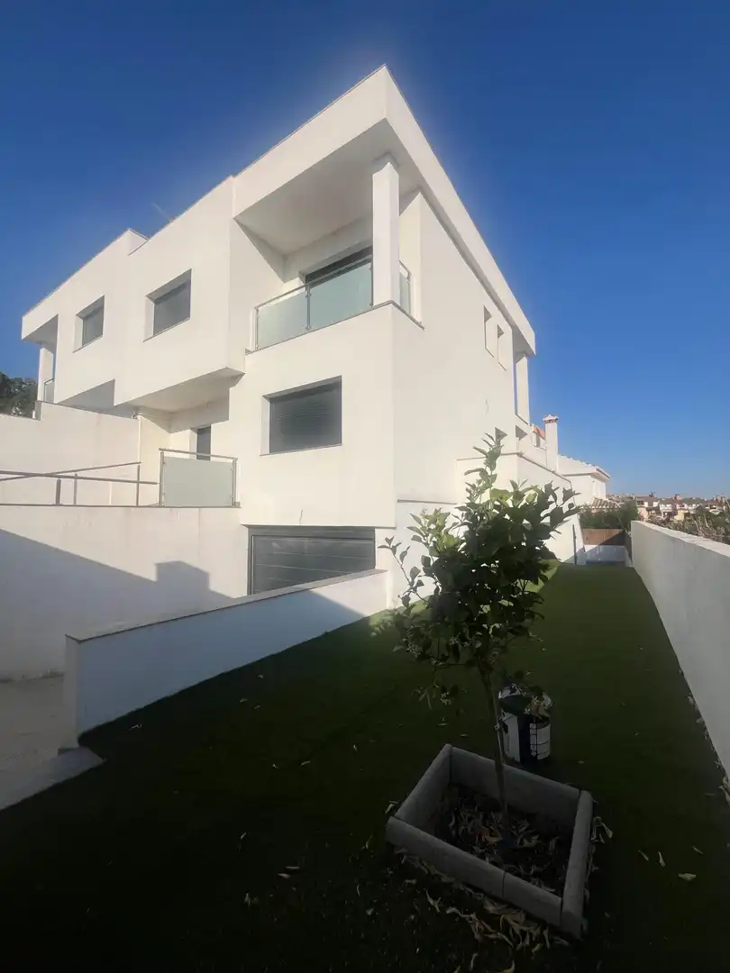 Vista exterior de Casa o chalet en venta en Padul con Aire acondicionado, Calefacción y Jardín privado