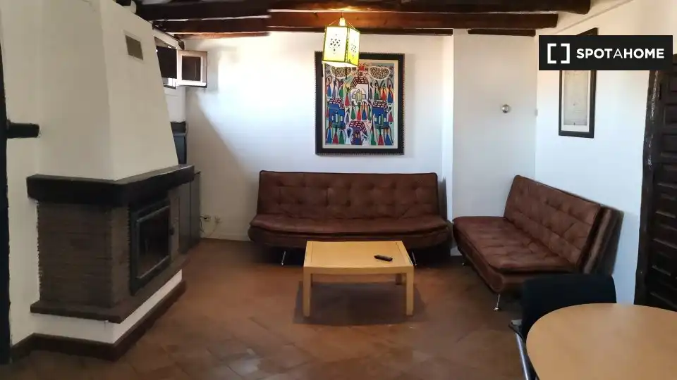 Sala de estar de Piso de alquiler en Alcalá de Henares con Aire acondicionado, Calefacción y Amueblado