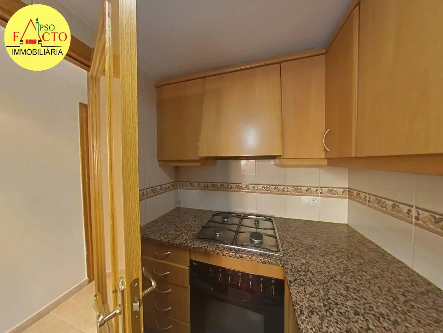 Cocina de Piso en venta en Girona con Calefacción