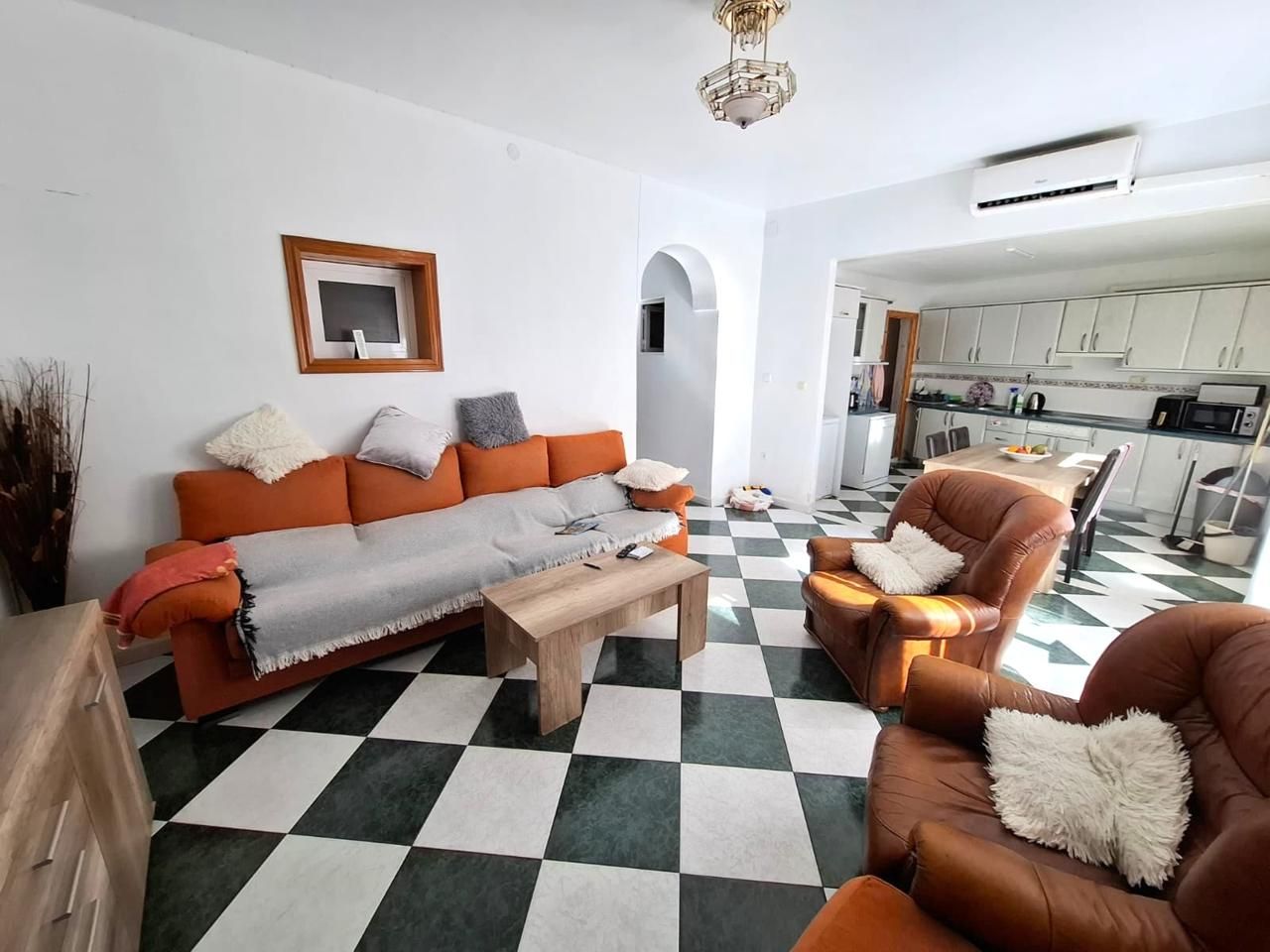 Sala d'estar de Casa o xalet en venda en Mérida amb Aire condicionat i Terrassa