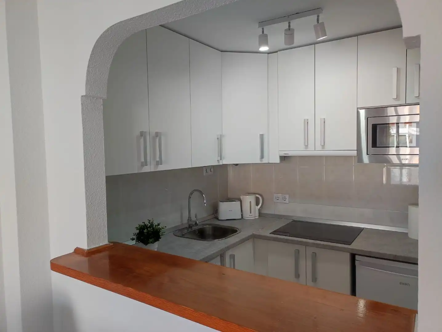 Kitchen of Flat for rent in La Mata