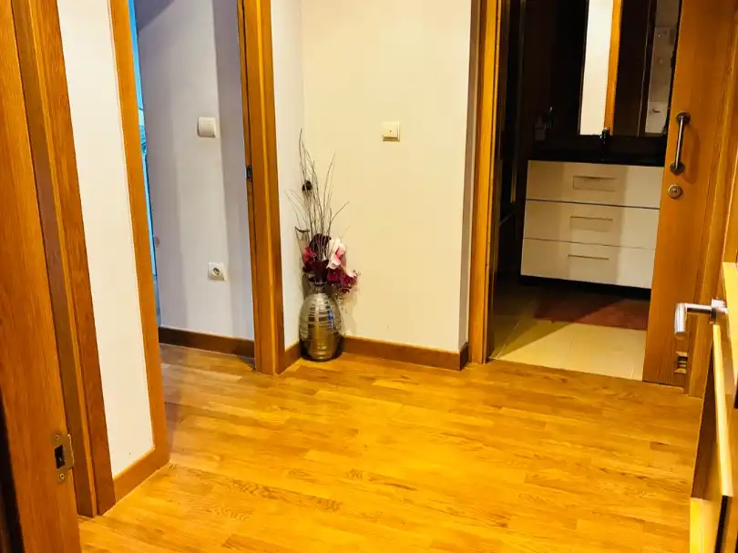 Wohnung zum Verkauf in Errenteria mit Terrasse und Balkon