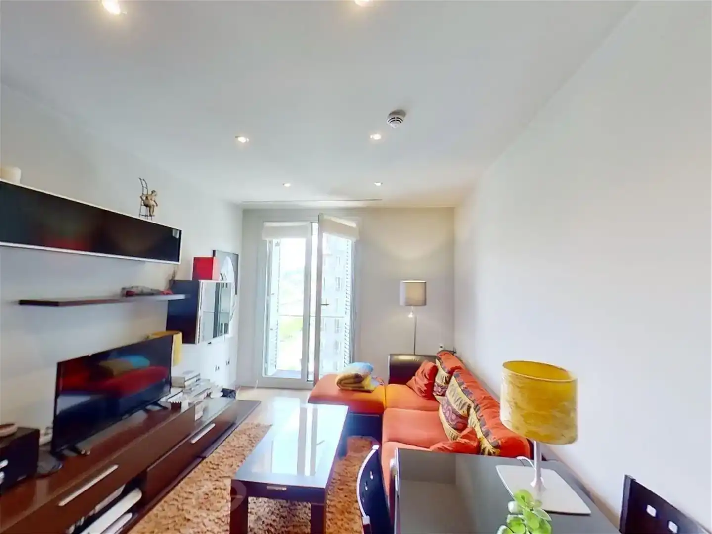 Sala d'estar de Apartament en venda en Bilbao  amb Aire condicionat i Balcó