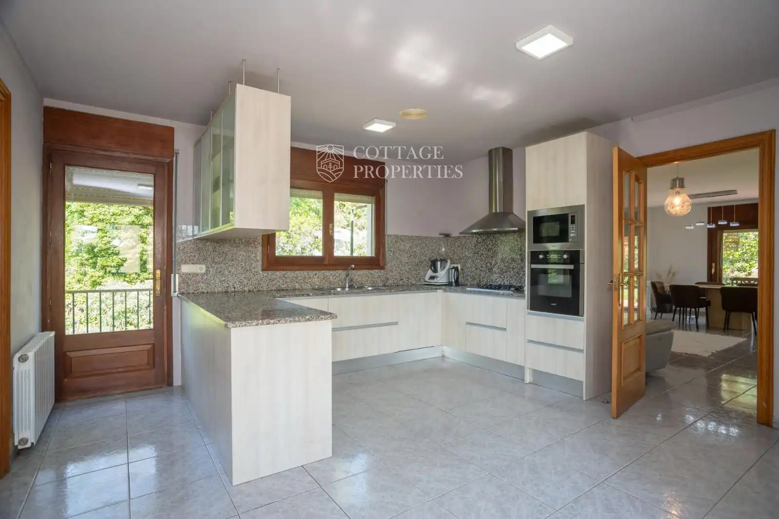 Cocina de Finca rústica en venta en Vilademuls con Aire acondicionado, Calefacción y Piscina