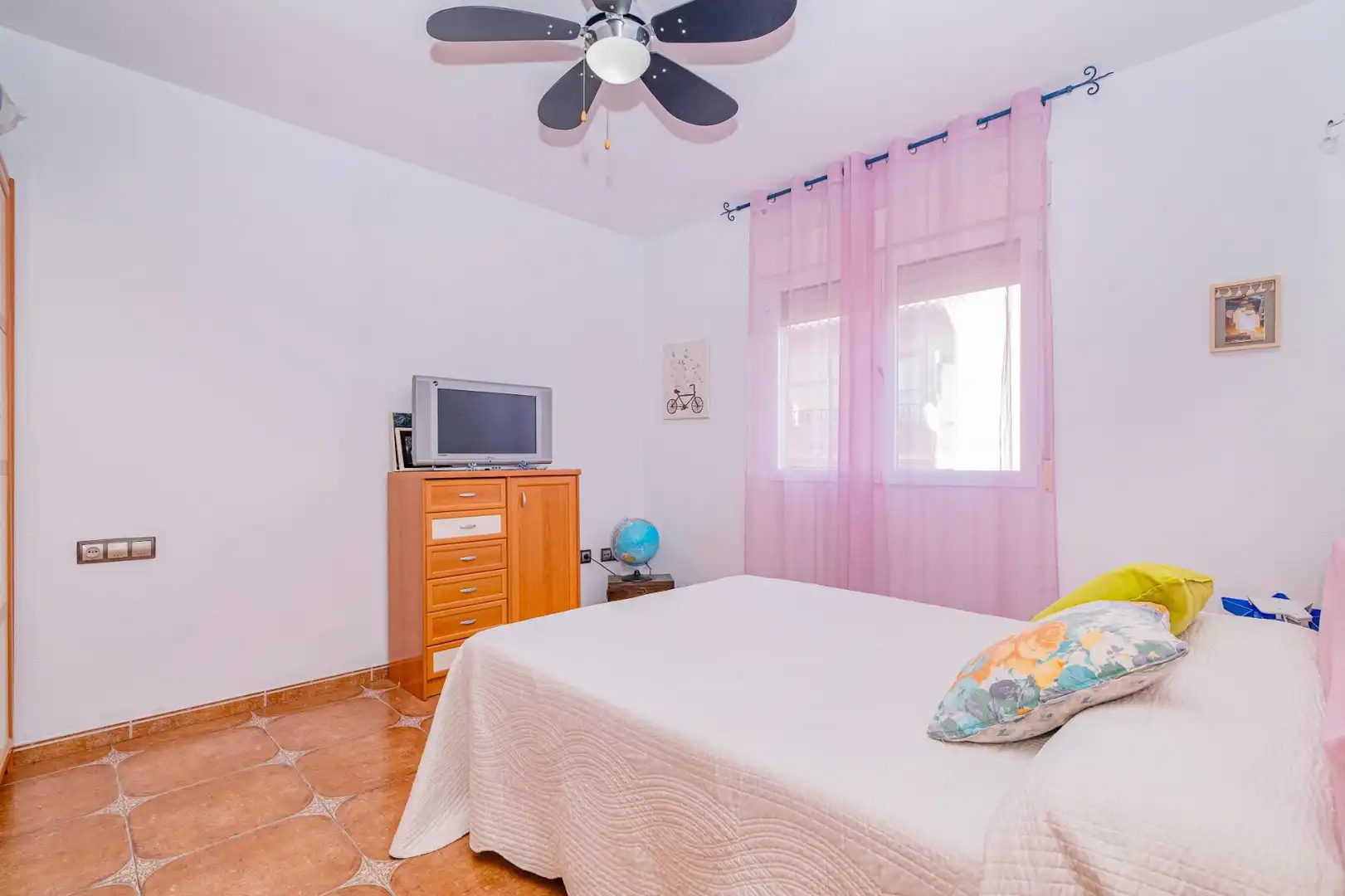 Bedroom of Houses for sale in Cúllar Vega, Granada