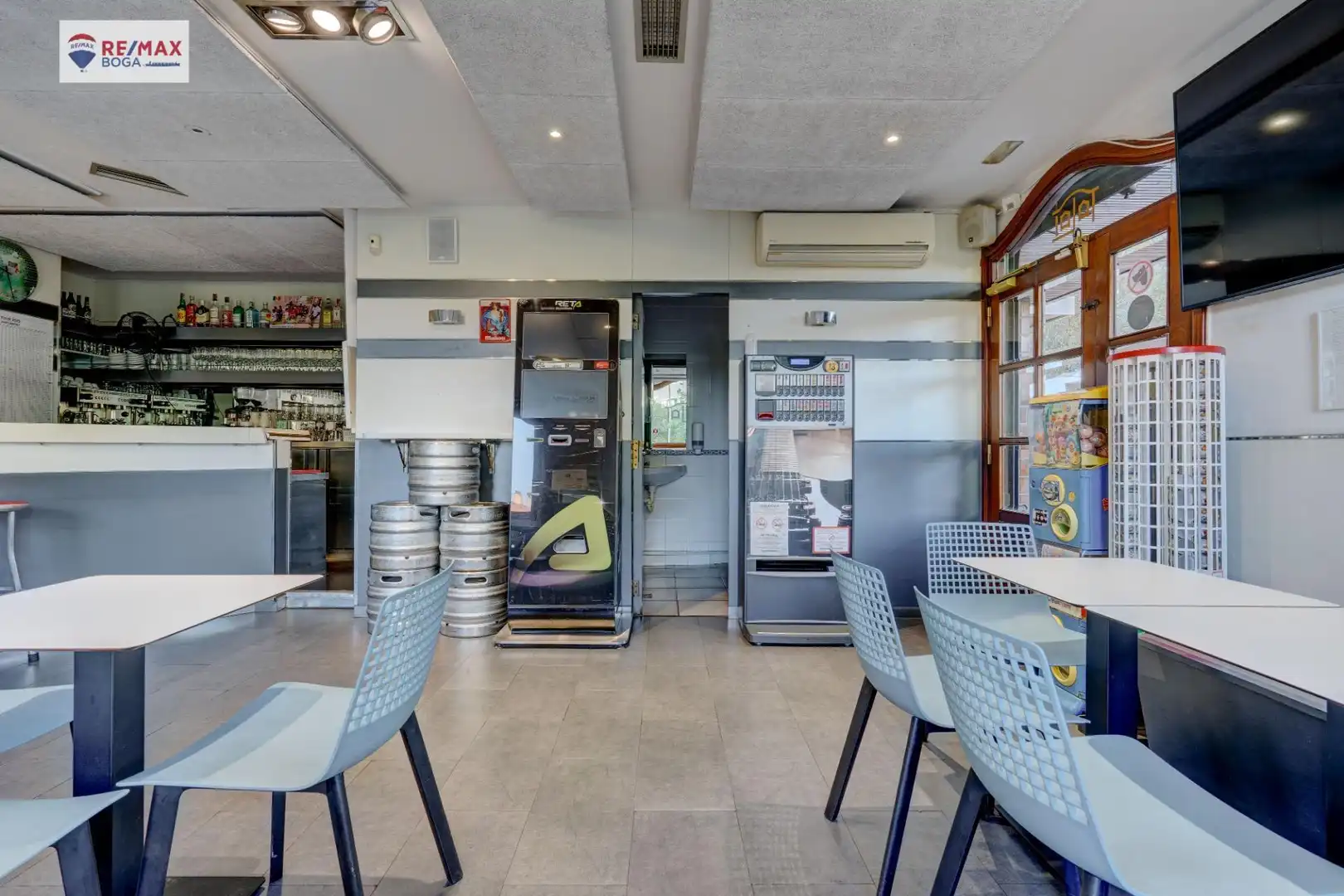 Business premises for sale in Paseo de Mons, imagen 14
