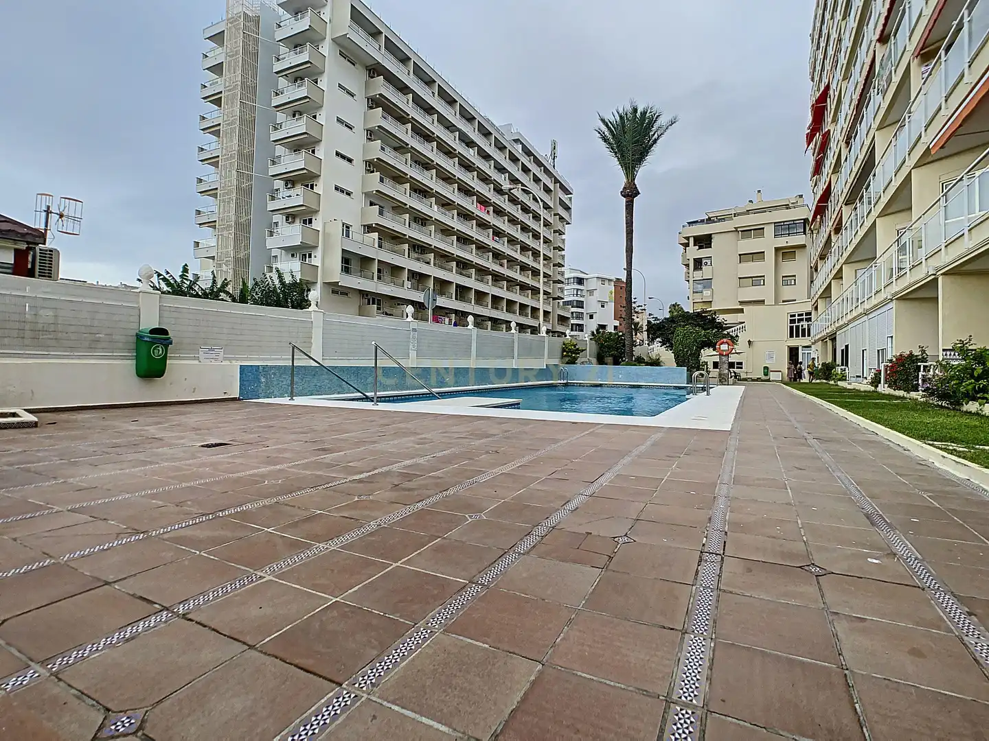 Swimming pool of Study for rent in Torremolinos  with Air Conditioner, Private garden and Furnished