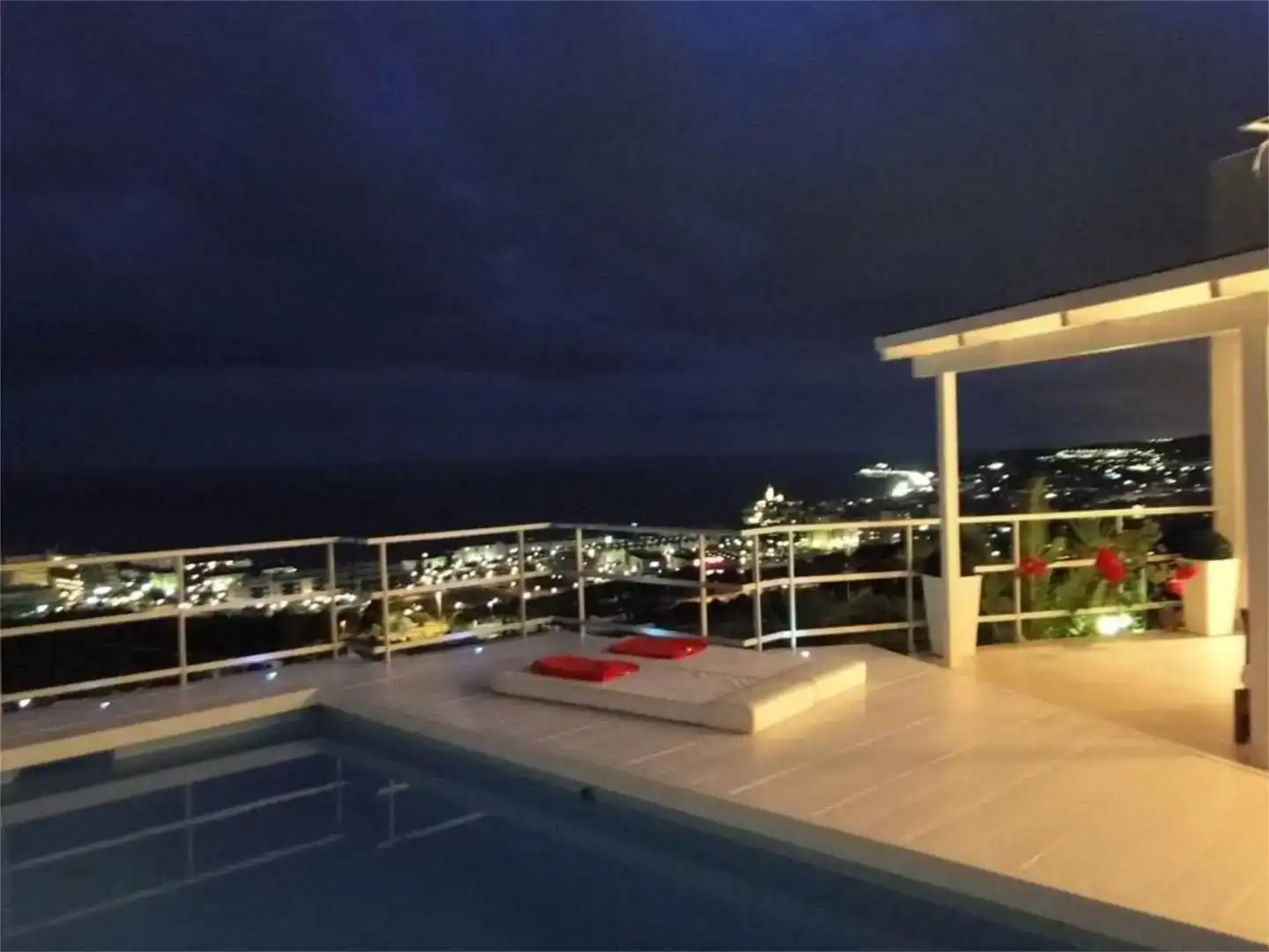 Terrassa de Casa o xalet de lloguer en Sitges amb Aire condicionat, Jardí privat i Parquet