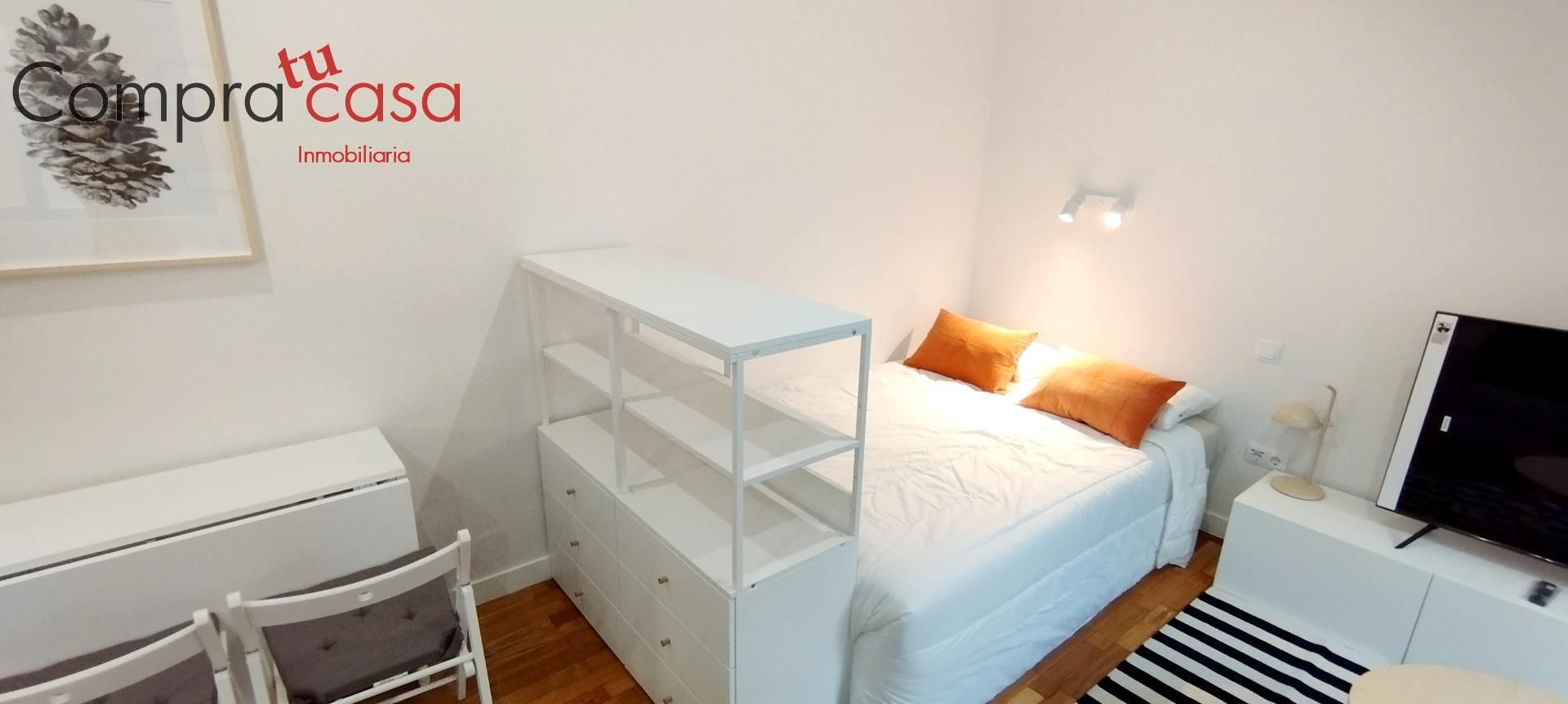 Wohnung zur Miete in Avenida acueducto, 11, Centro