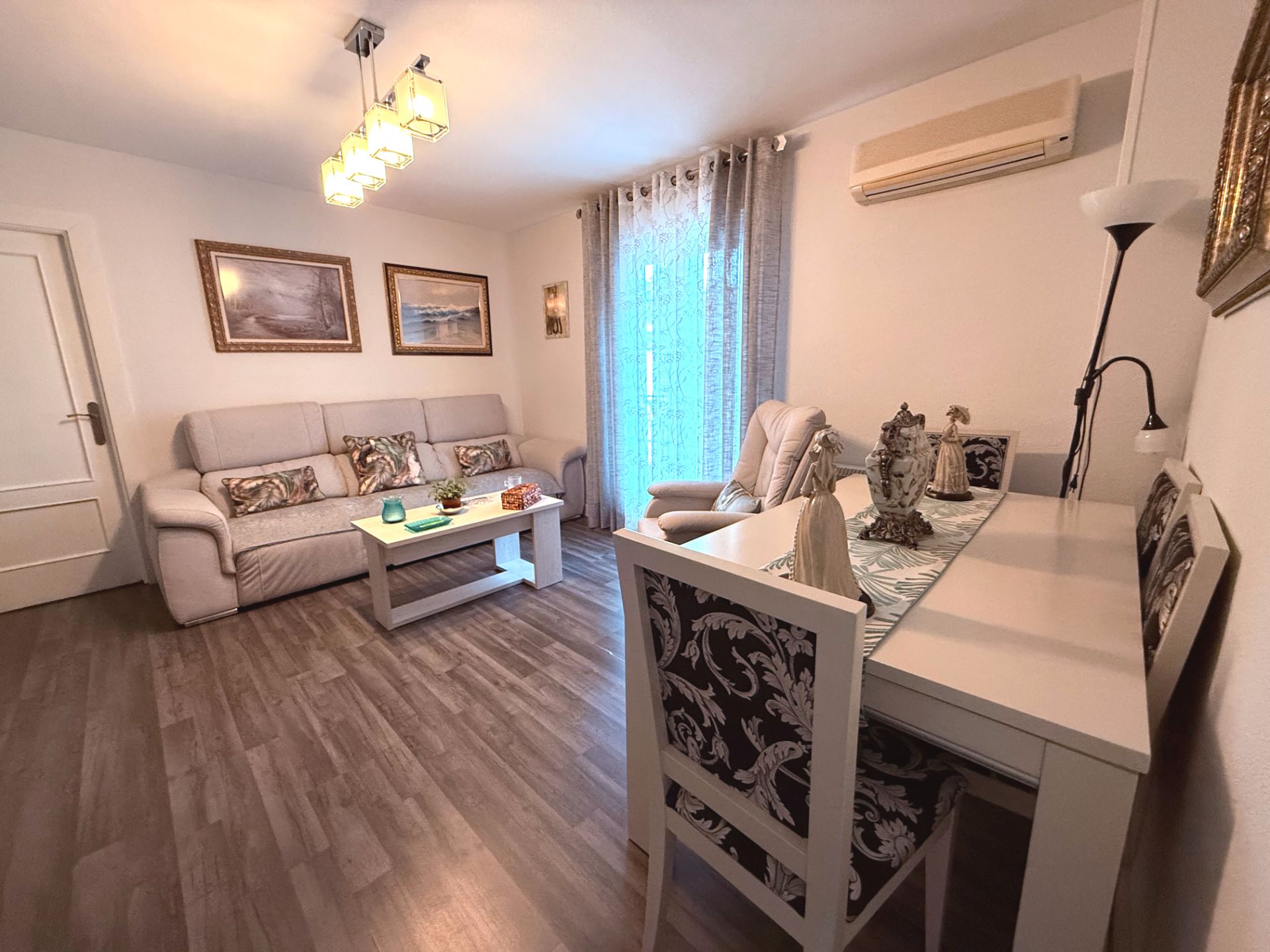 Sala d'estar de Dúplex en venda en Azuqueca de Henares amb Aire condicionat i Calefacció