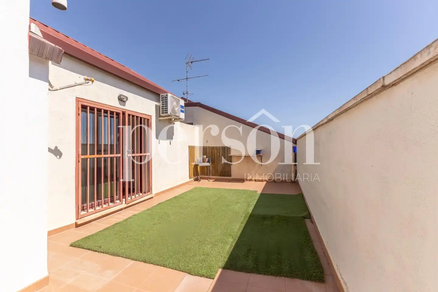 Terrasse von Maisonette zur Miete in Manises mit Klimaanlage, Terrasse und Möbliert