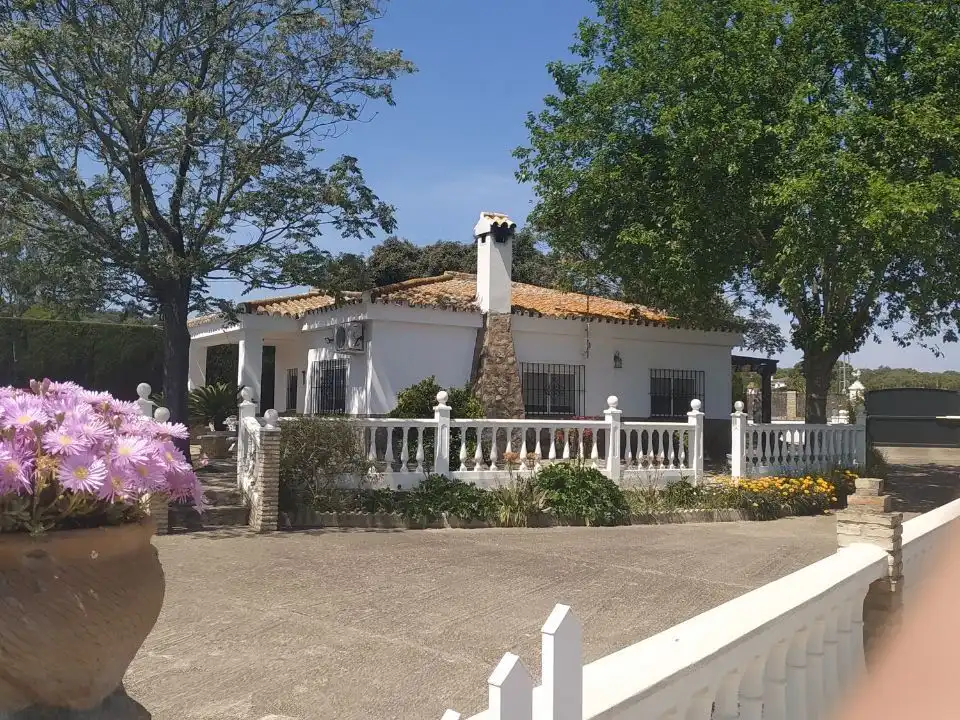 Chalet con jardín en venta en Avenida Camino Cantillana 1, imagen 59
