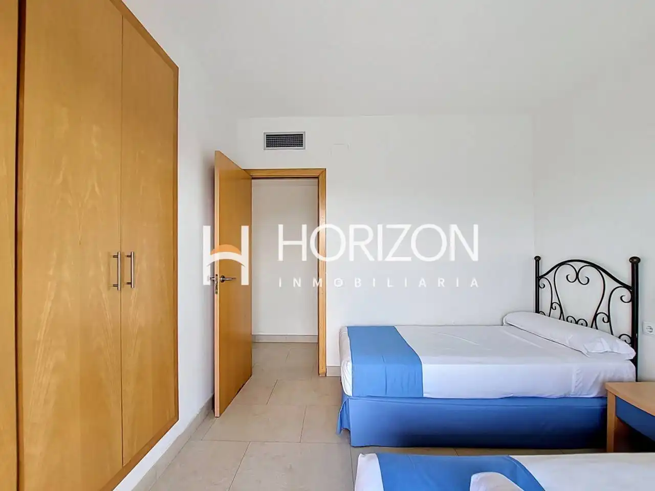 Schlafzimmer von Wohnungen zum Verkauf in Salou mit Klimaanlage, Heizung und Terrasse