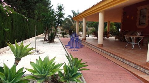 Chalet en Urbanización El Reloj