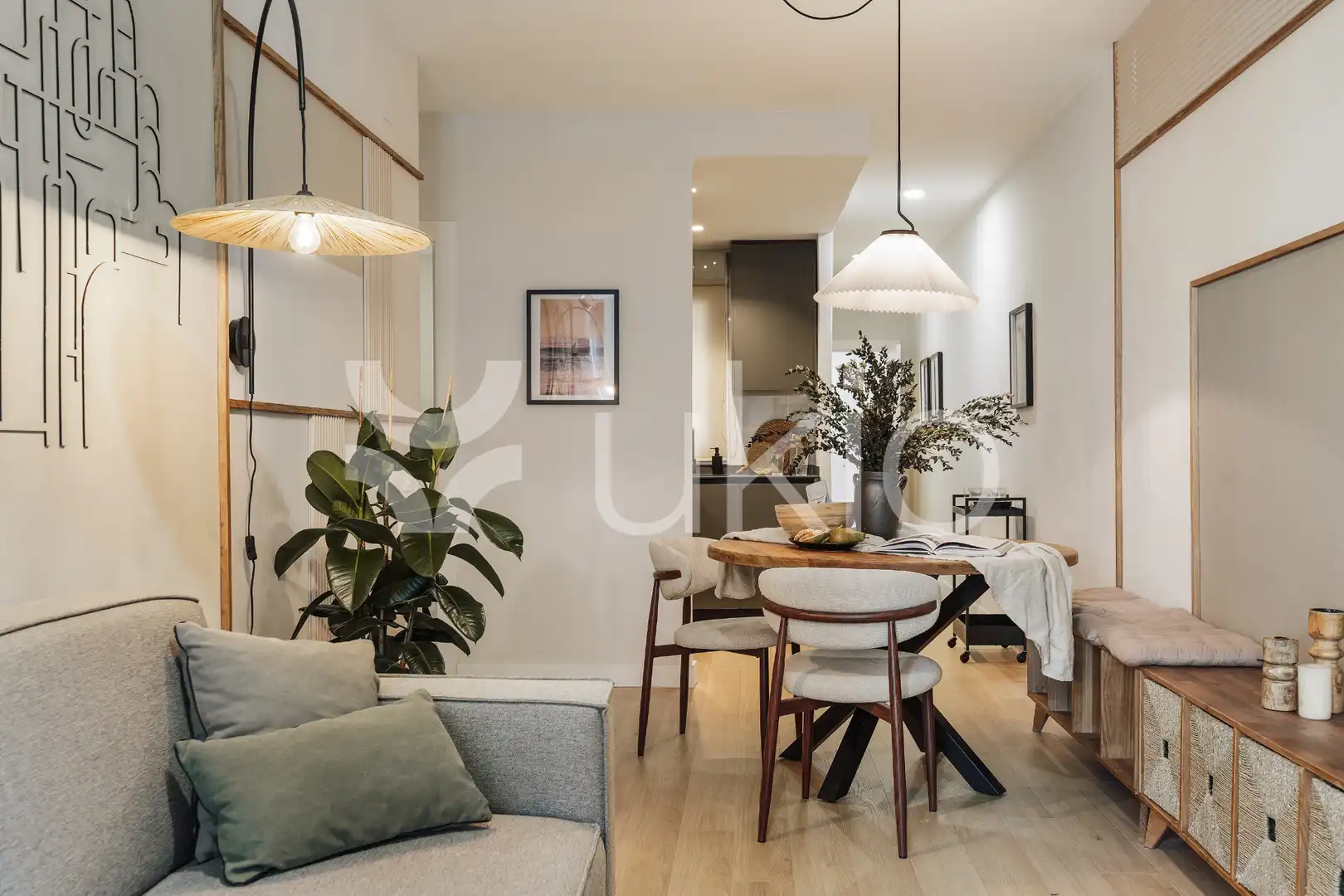 Sala de estar de Apartamento de alquiler en Barcelona con Aire acondicionado, Calefacción y Amueblado