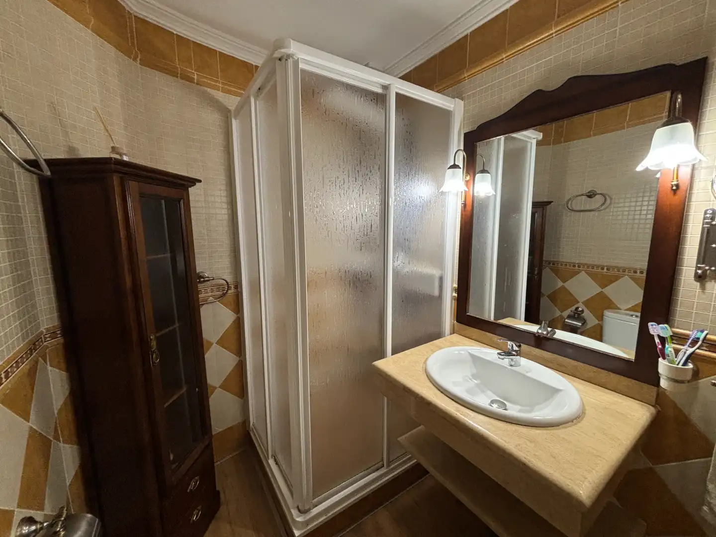 Baño de Piso en venta en Andújar con Aire acondicionado, Calefacción y Balcón