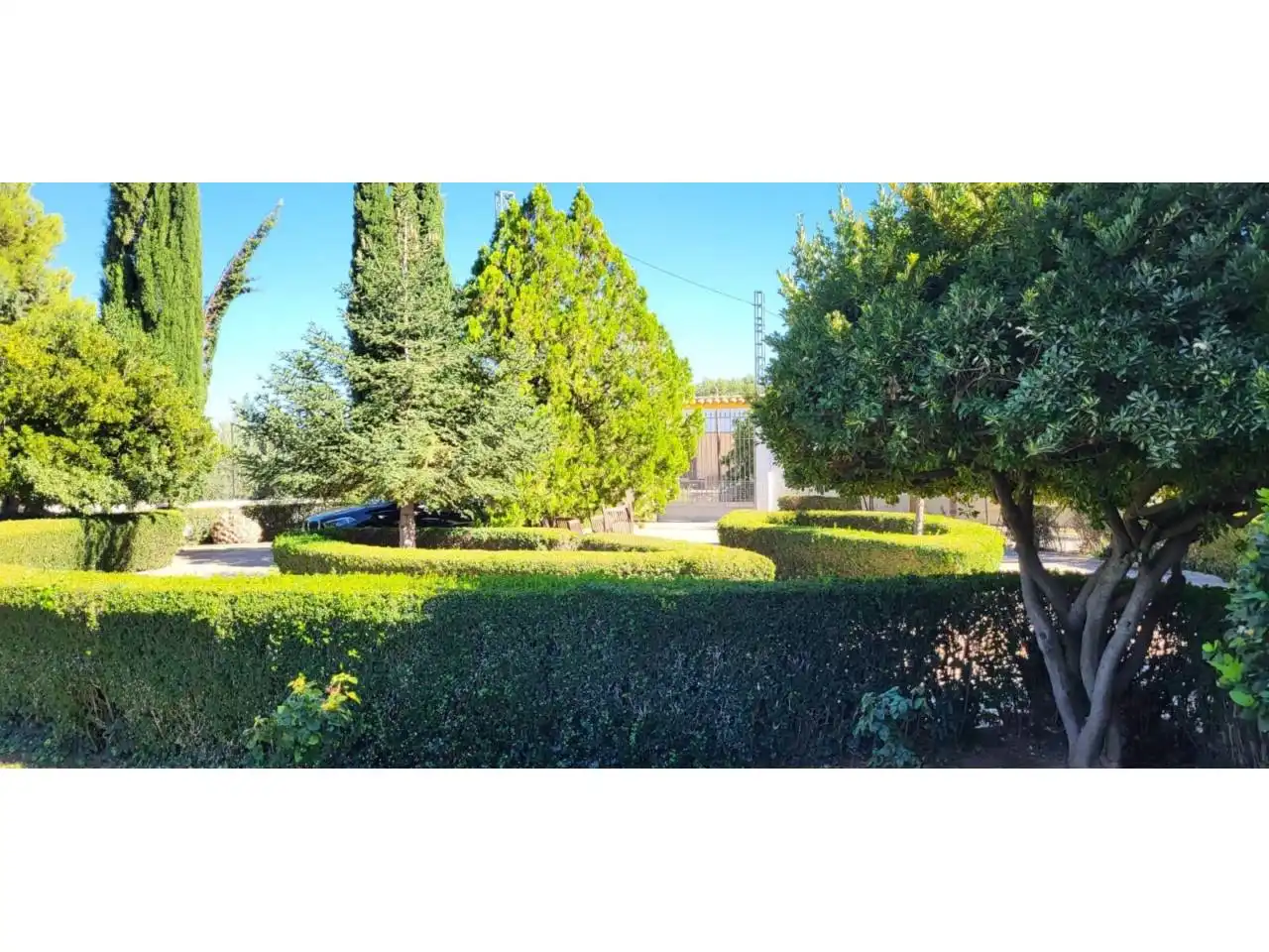 Casa o xalet en venda en Baza amb Calefacció, Jardí privat i Terrassa