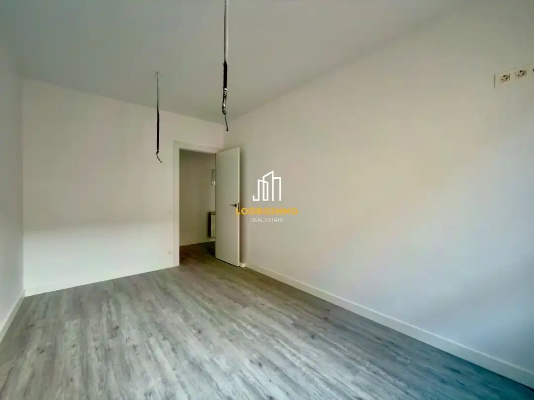 Piso con ascensor en venta en Lardero, imagen 13