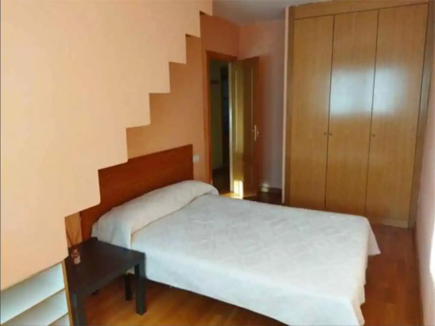 Habitación de Apartamento en venta en Ponferrada con Trastero y Amueblado