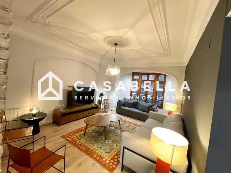 Exterior view of Flat for share in Valencia  with Air Conditioner, Heating and Furnished
