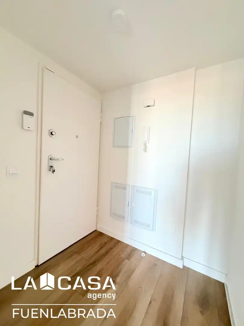 Appartamento con terrazza in vendita a Calle de Madrid, imagen 9