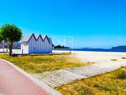 Vista exterior de Pis en venda en Baiona amb Calefacció, Parquet i Traster