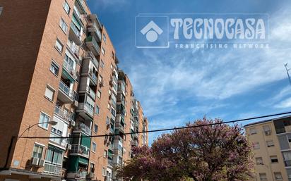 Außenansicht von Wohnung zum verkauf in Alcalá de Henares mit Terrasse