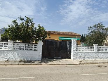 Chalet en venta en C/ Camí Tohuero