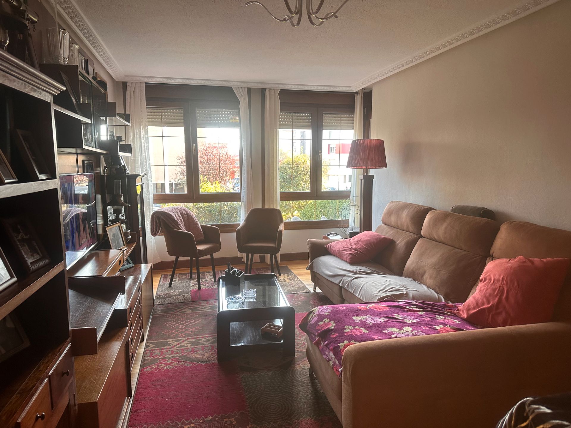 Living room of Flat for sale in Santander  with Heating, Parquet flooring and Storage room