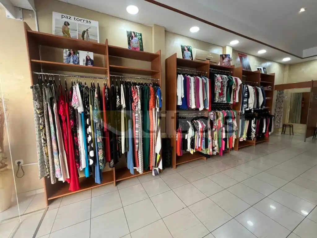 Local en venta en Dos Hermanas con Aire acondicionado