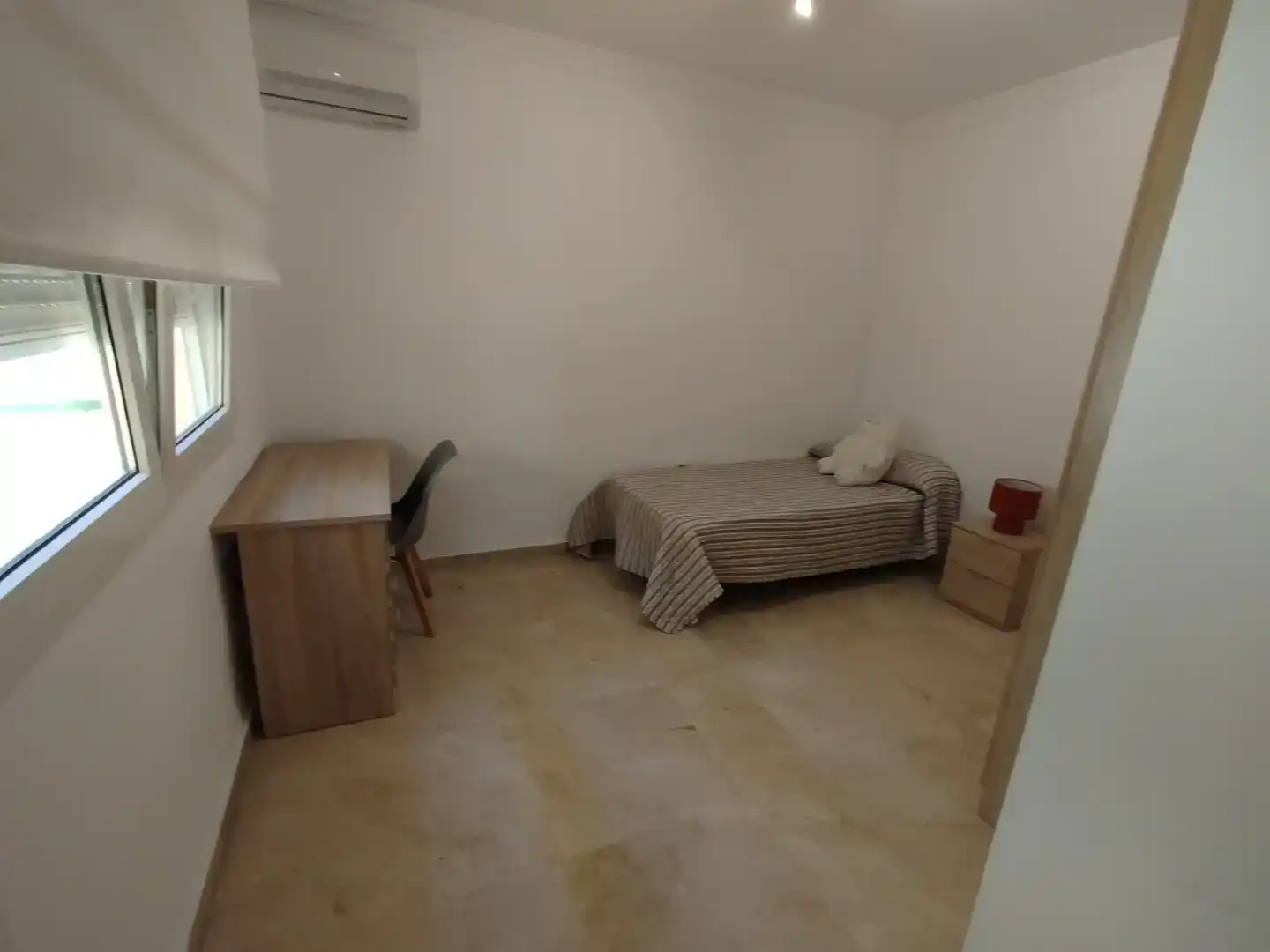 Dormitori de Casa o xalet en venda en  Melilla Capital amb Aire condicionat, Piscina i Balcó