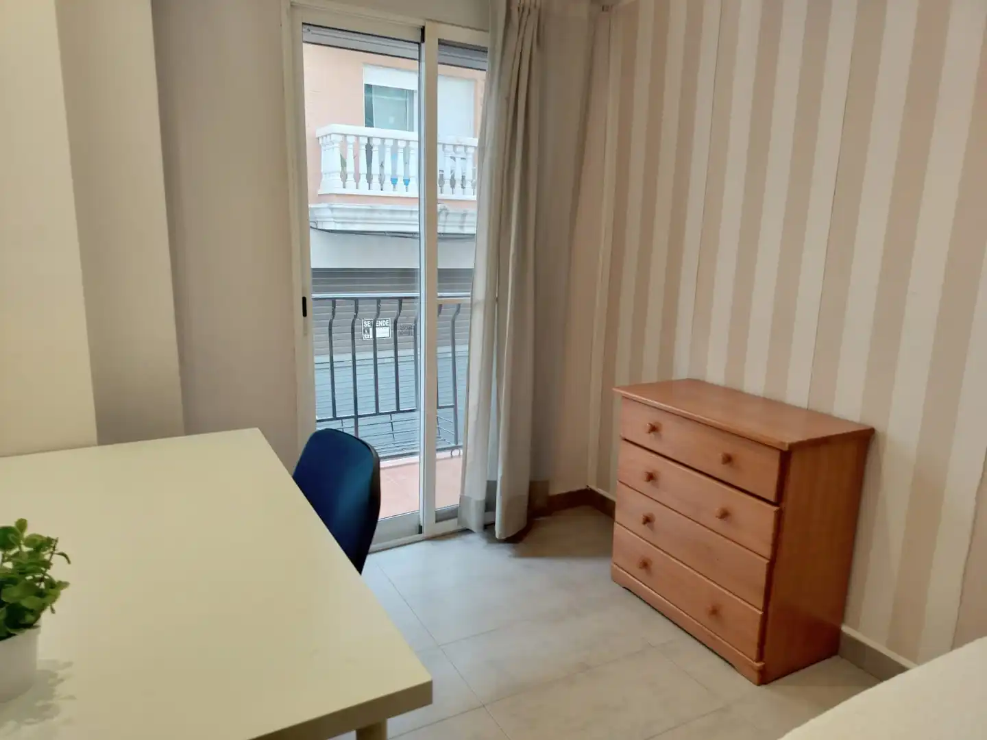 Habitación de Piso en venta en Burjassot con Calefacción y Balcón