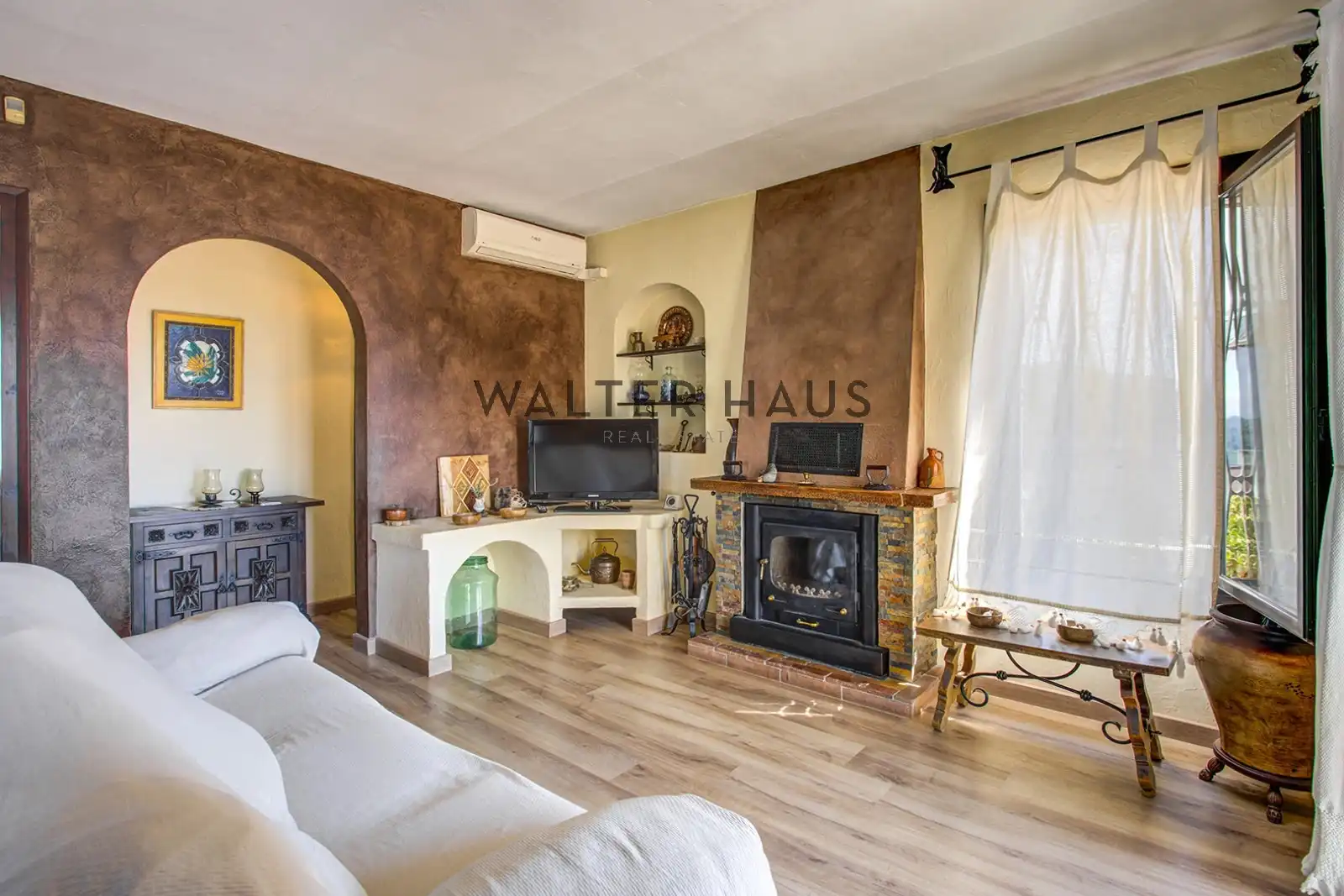 Sala de estar de Casa o chalet en venta en Vall-llobrega con Jardín privado, Terraza y Balcón