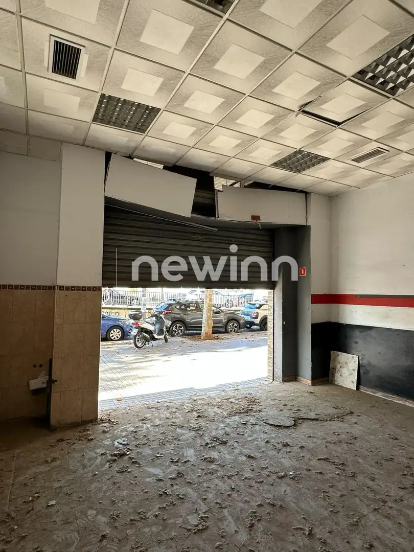 Local comercial de lloguer a Avenida del Arroyo del Moro 2, imagen 2