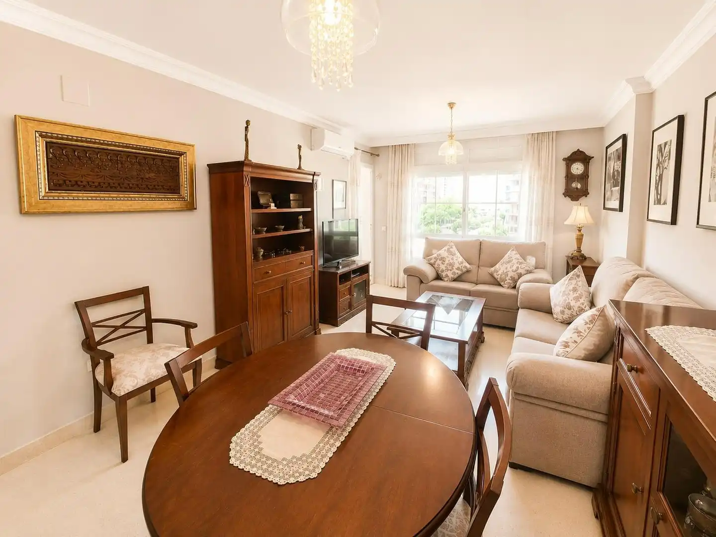 Living room of Flat for sale in Málaga  with Air Conditioner, Terrace and Storage room