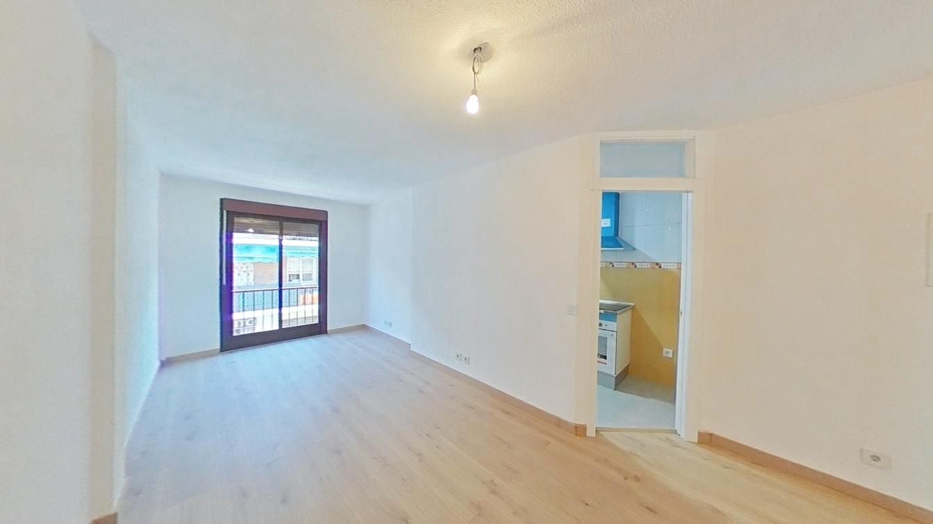 Bedroom of Flat for sale in  Madrid Capital  with Terrace and Oven