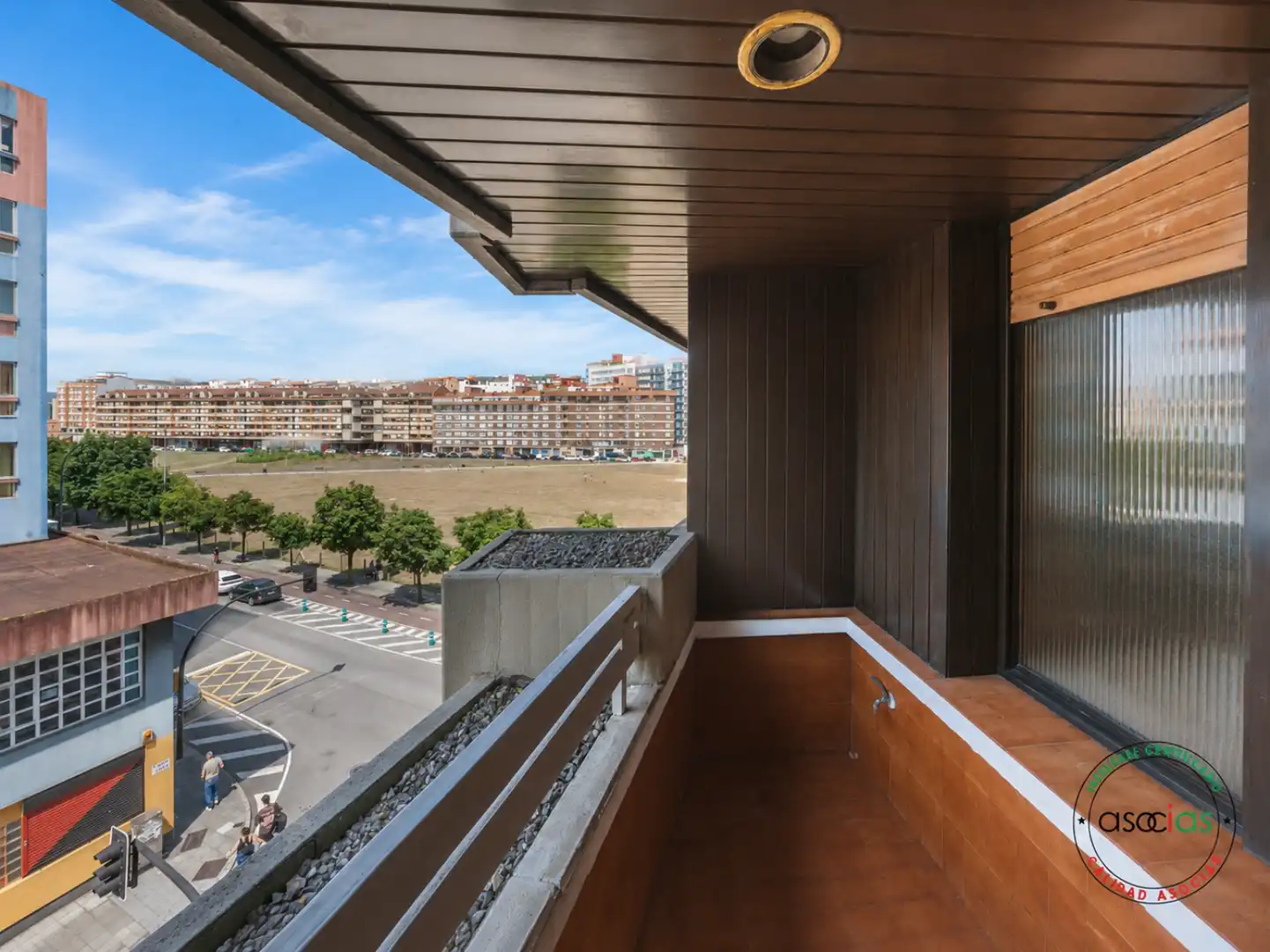 Balcony of Flat for sale in Gijón   with Heating, Parquet flooring and Terrace