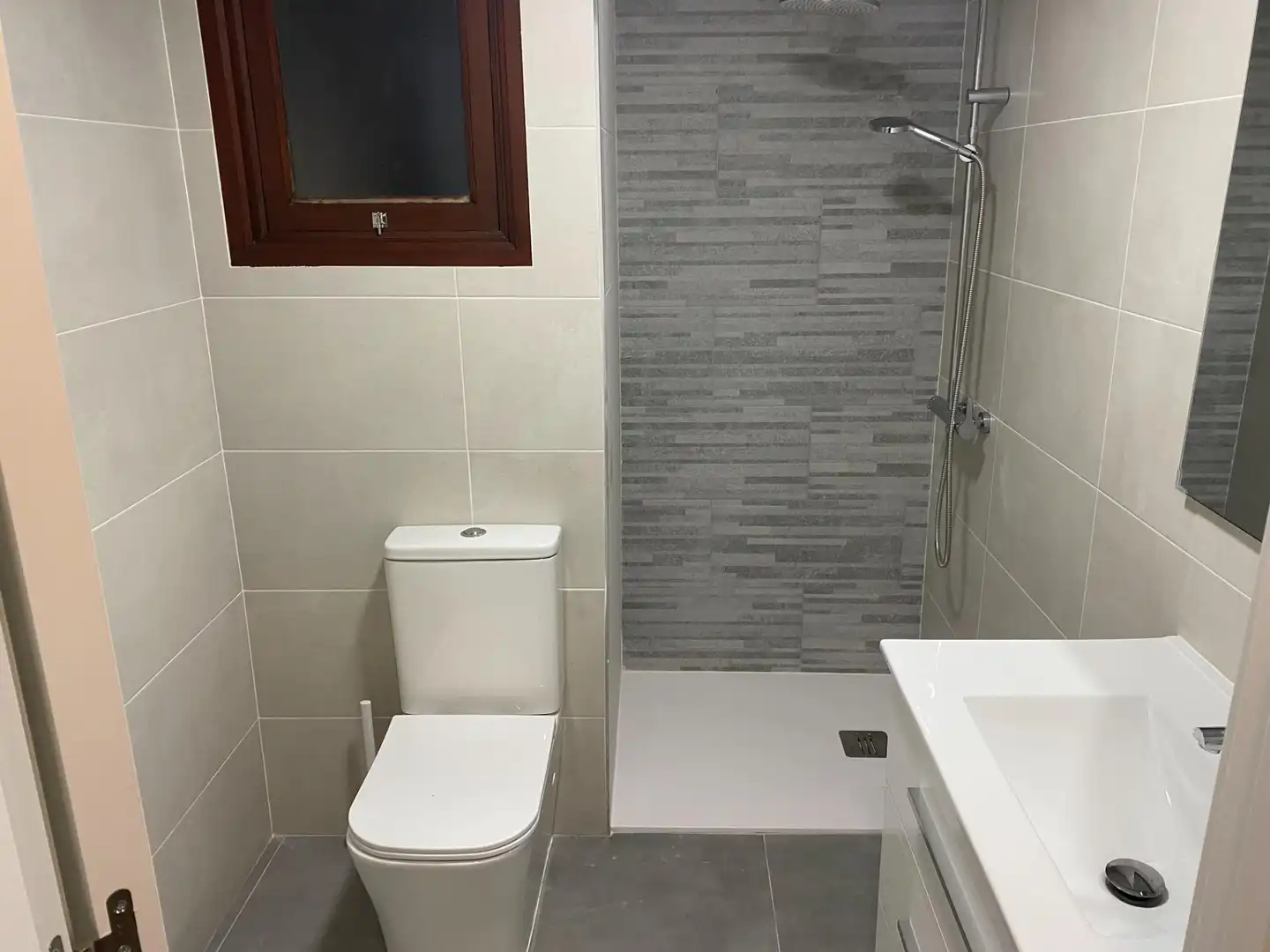 Baño de Piso en venta en Tavernes de la Valldigna con Balcón
