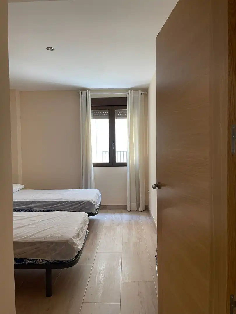 Flat for rent in Calle de las Escuelas, Centro Ciudad