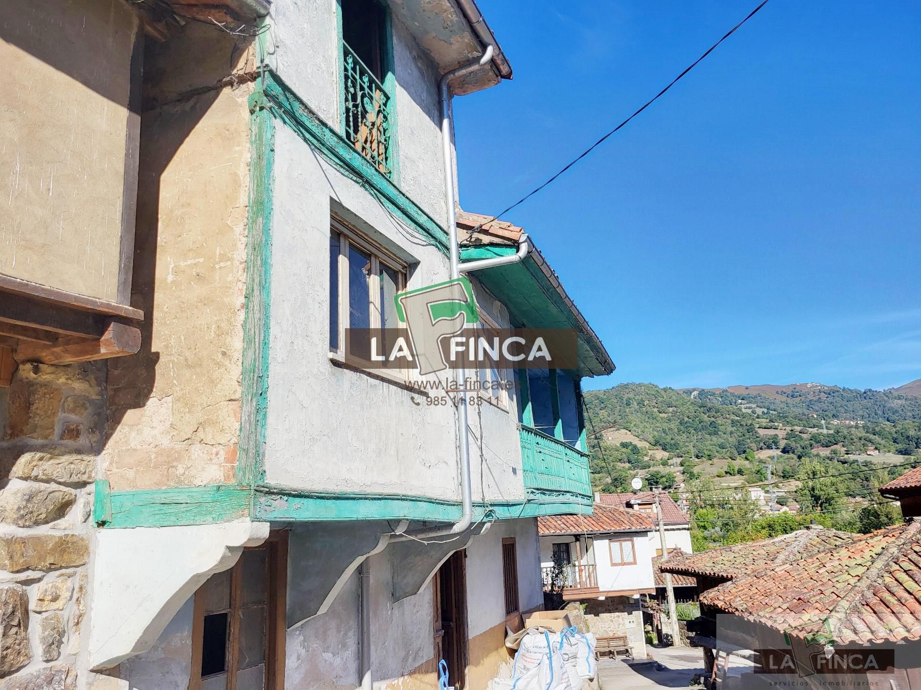 Vista exterior de Casa o xalet en venda en Laviana amb Traster