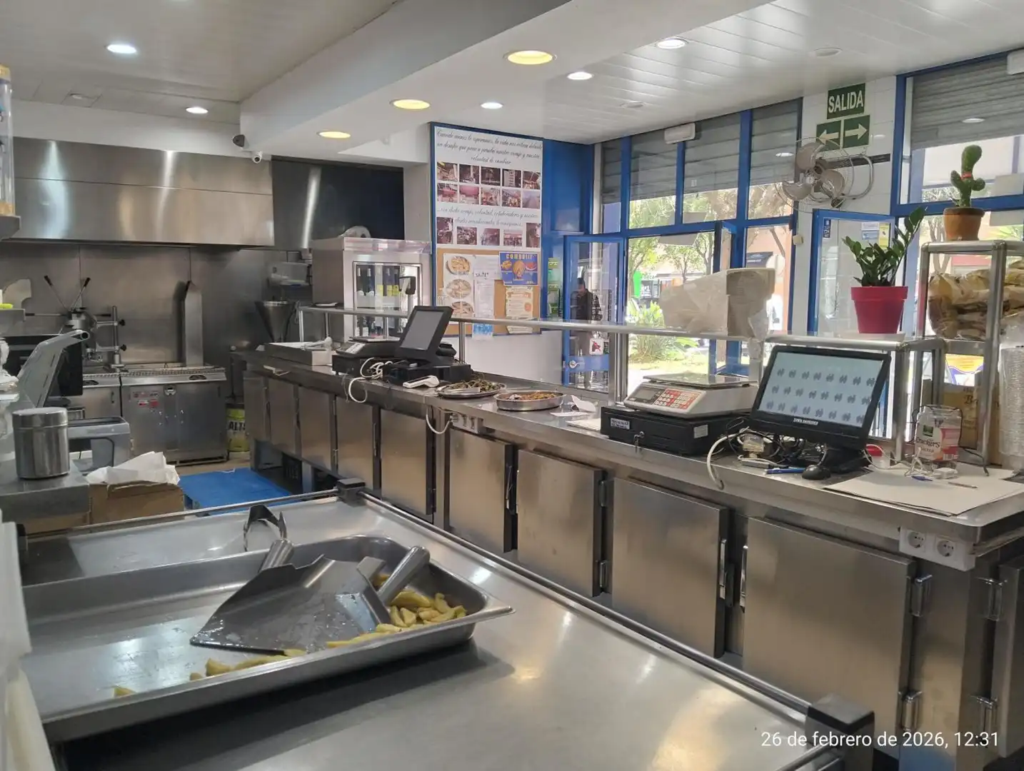 Kitchen of Commercial properties for rent in Sevilla