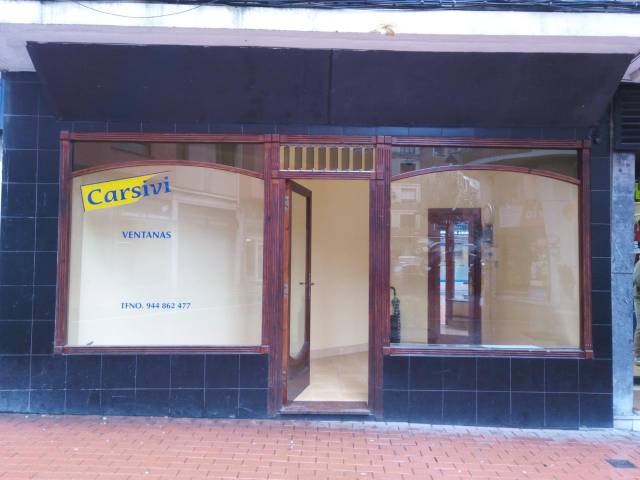 Local comercial en Alquiler en Gipuzkoa Kalea en Rontegui - Pormetxeta