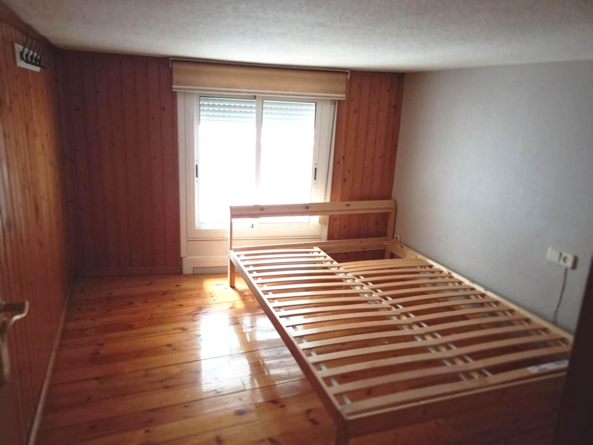 Dormitori de Planta baixa en venda en  Barcelona Capital amb Terrassa i Balcó