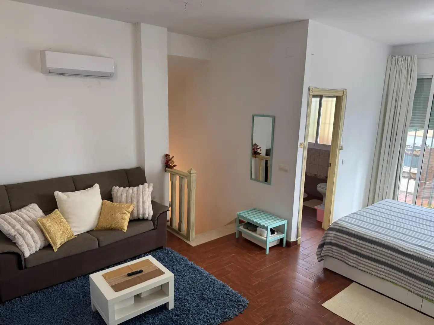 Sala d'estar de Casa o xalet en venda en Villanueva del Río y Minas amb Aire condicionat, Jardí privat i Terrassa