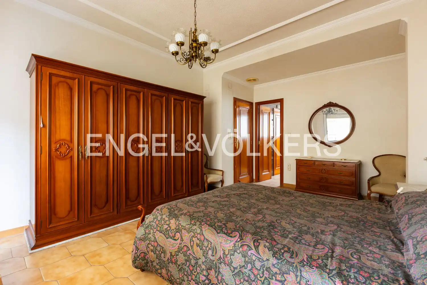 Habitación de Dúplex en venta en Oliva con Aire acondicionado, Calefacción y Terraza