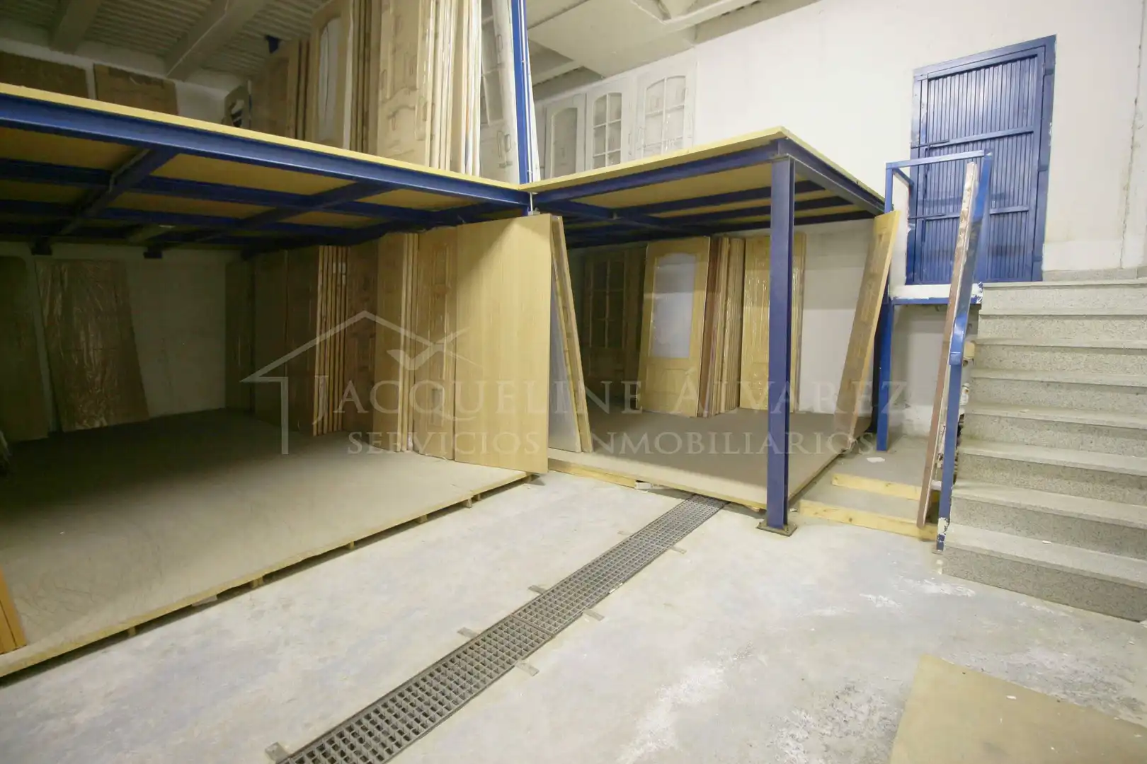 Nave industrial en venta en Pintores - Ferial