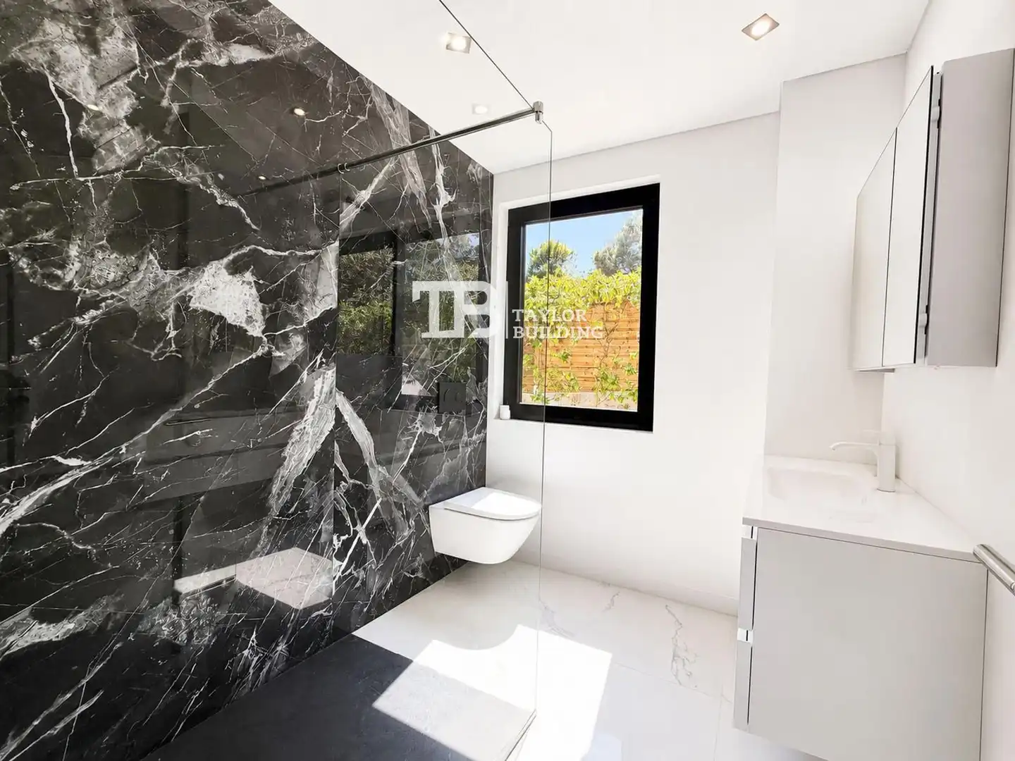 Bathroom of Houses for sale in Calvià  with Air Conditioner, Heating and Terrace